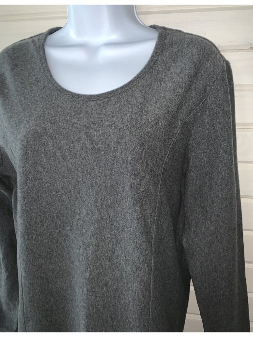 Ekouaer Women's Sz MEDIUM Gray Cotton Stretch Loungewear Sleep Top L/S EUC